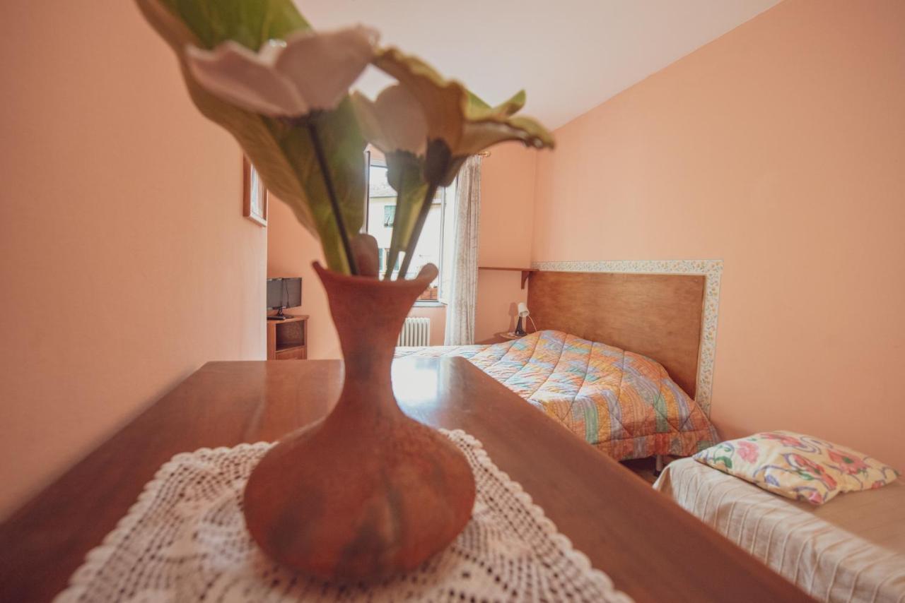 Relax Brugnato Appartement Buitenkant foto